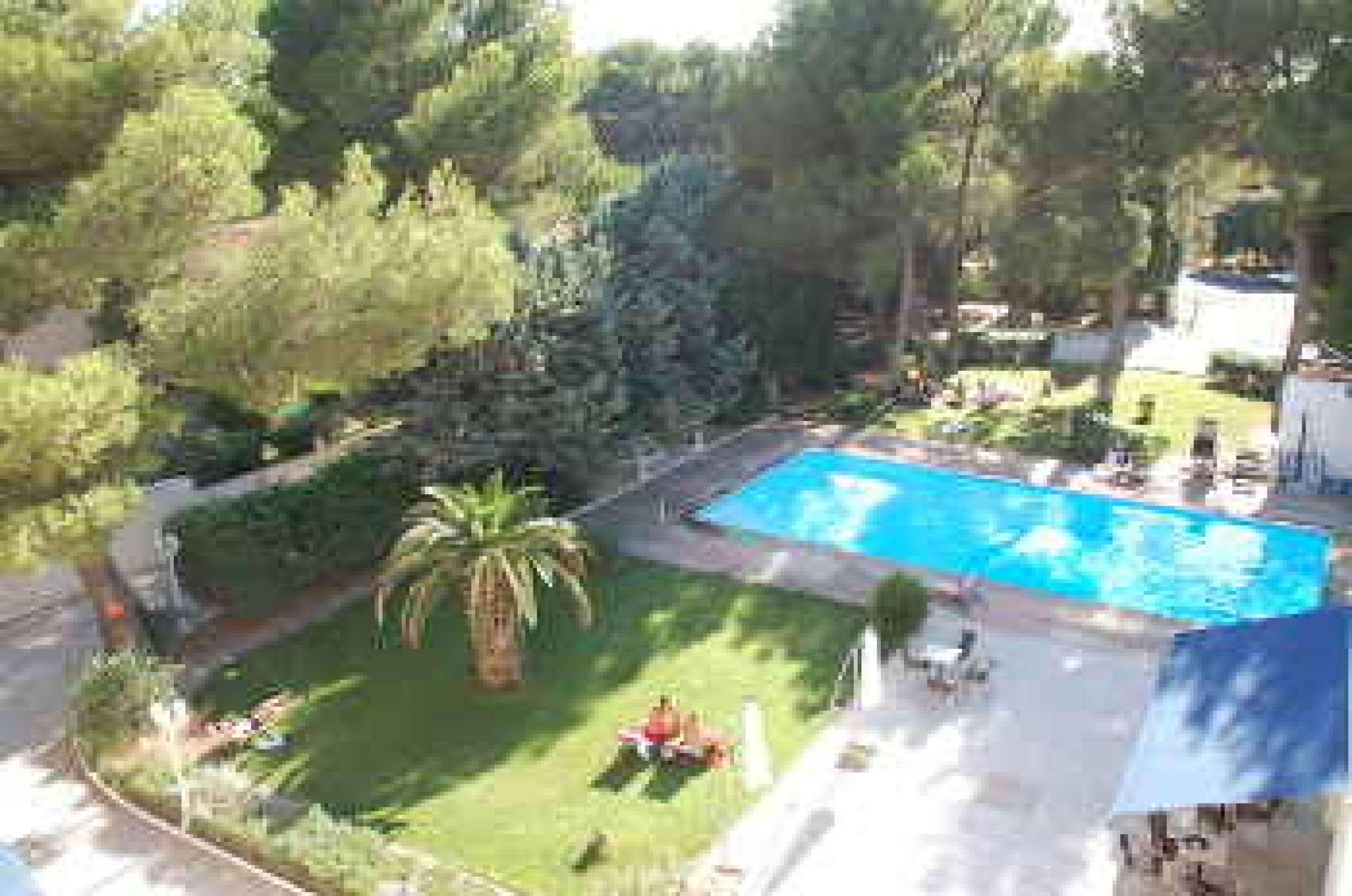 Cit'Hotel Le Mirage Istres Exterior photo