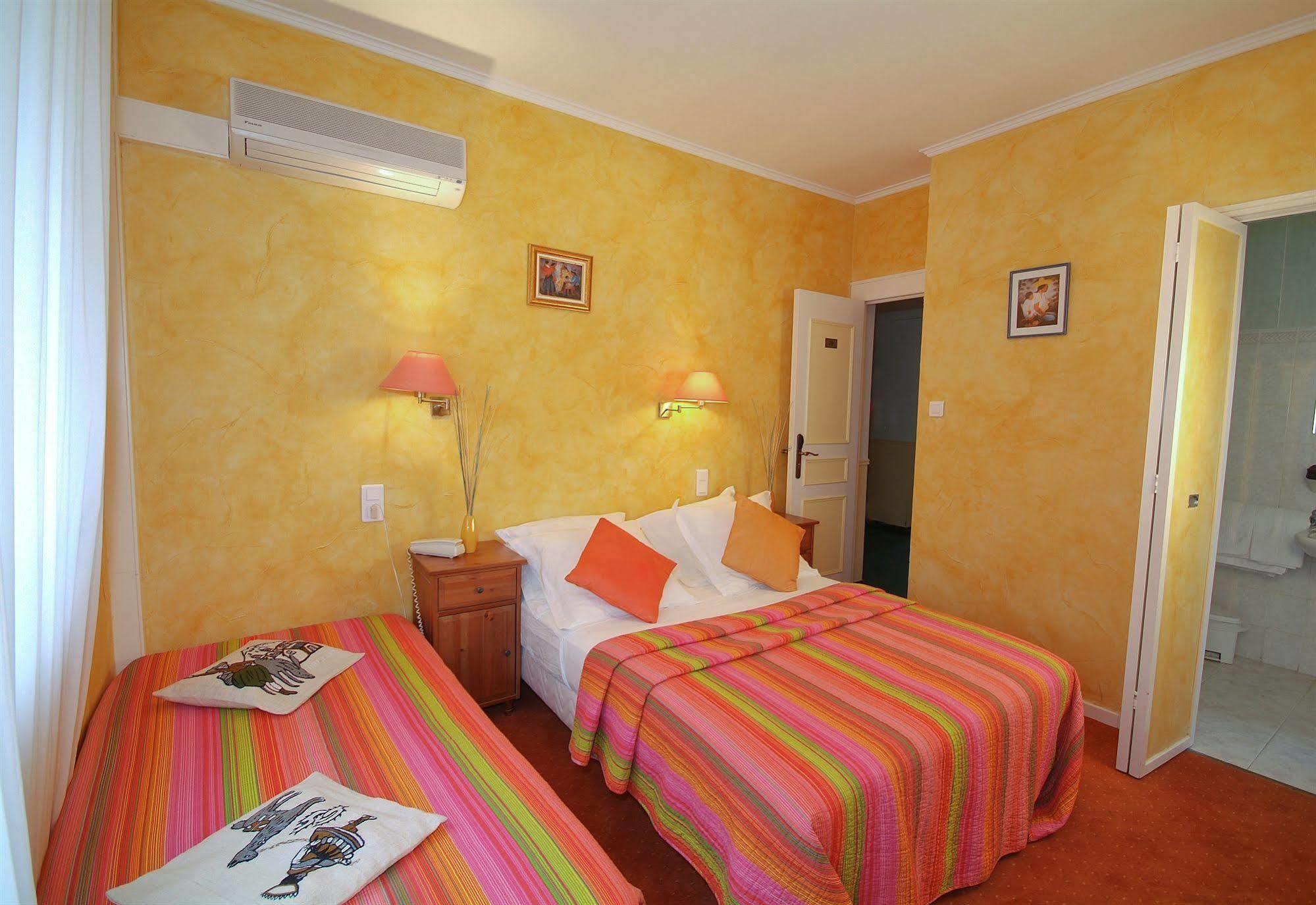 Cit'Hotel Le Mirage Istres Exterior photo