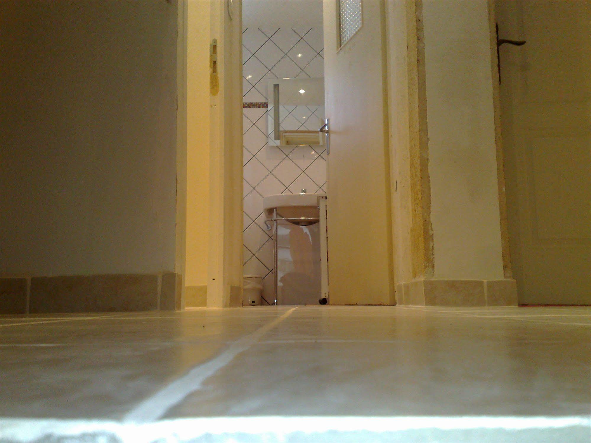 Cit'Hotel Le Mirage Istres Exterior photo